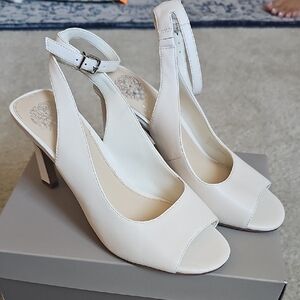 Vince Camuto Cream Slingback Heels Sophisticated Design Size 6.5 Nwt